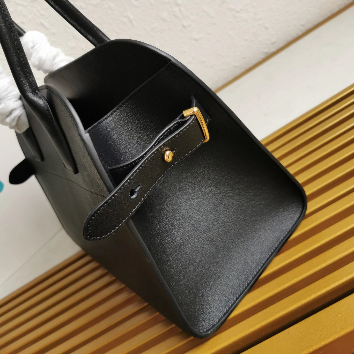 Prada Shopping Bags MoistureWicking 71539