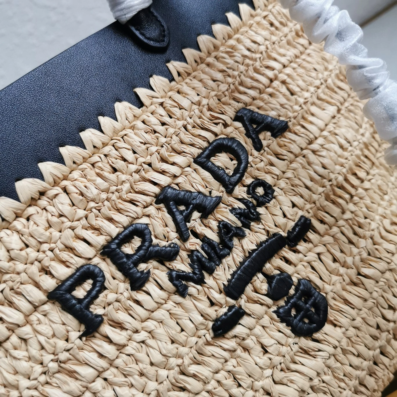Prada Shopping Bags TechFriendly 71521