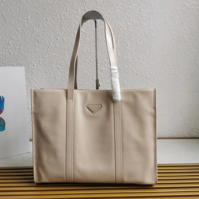 FashionForward Prada Shopping Bags 66425