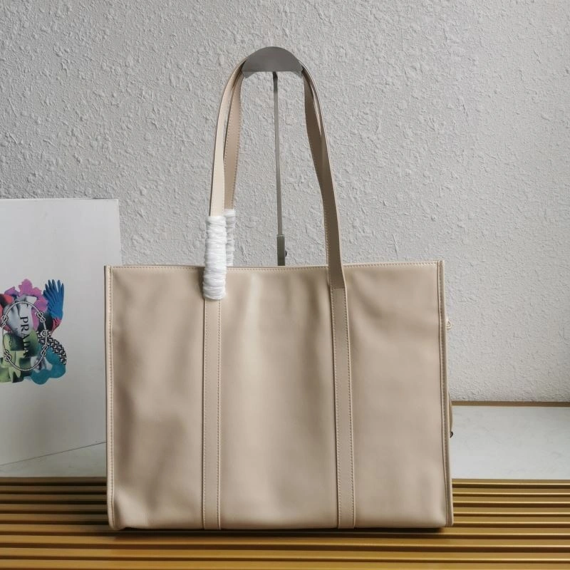 FashionForward Prada Shopping Bags 66425