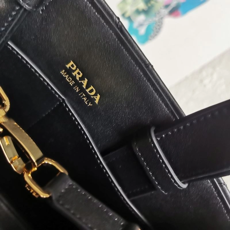 TravelReady Prada Shopping Bags 66454