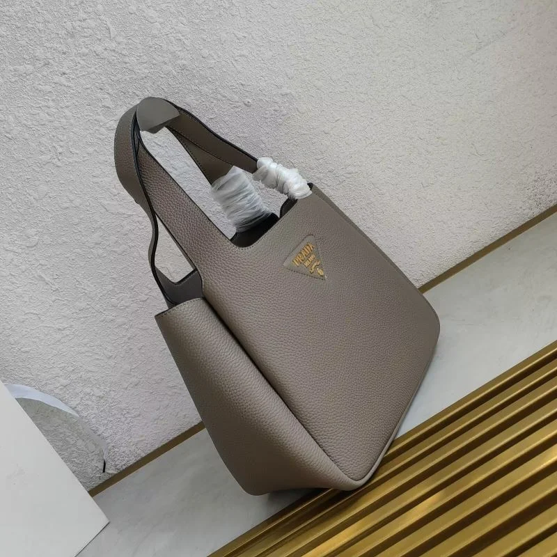 Prada Shopping Bags WellDesigned 44983