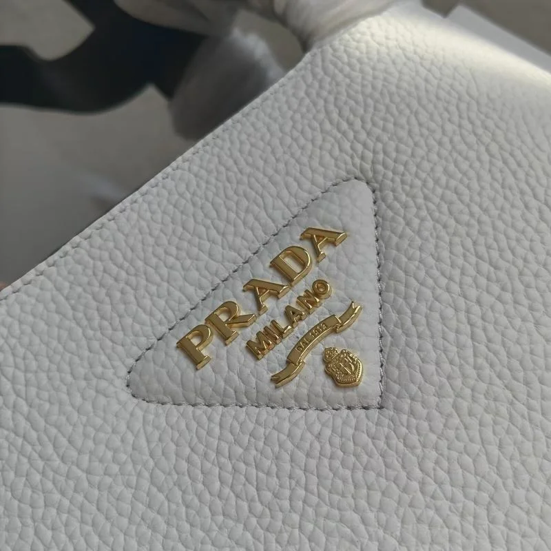 Prada Shopping Bags EasyMatch 44981