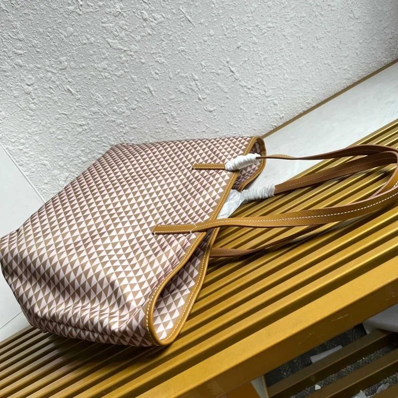 Prada Shopping Bags Comfortable 44964