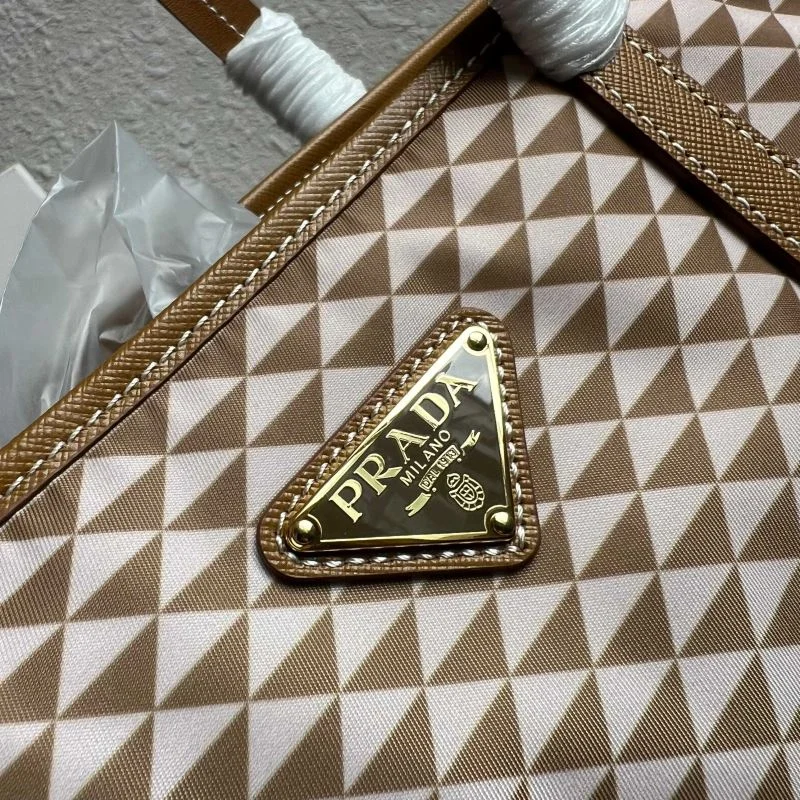 Prada Shopping Bags Comfortable 44964