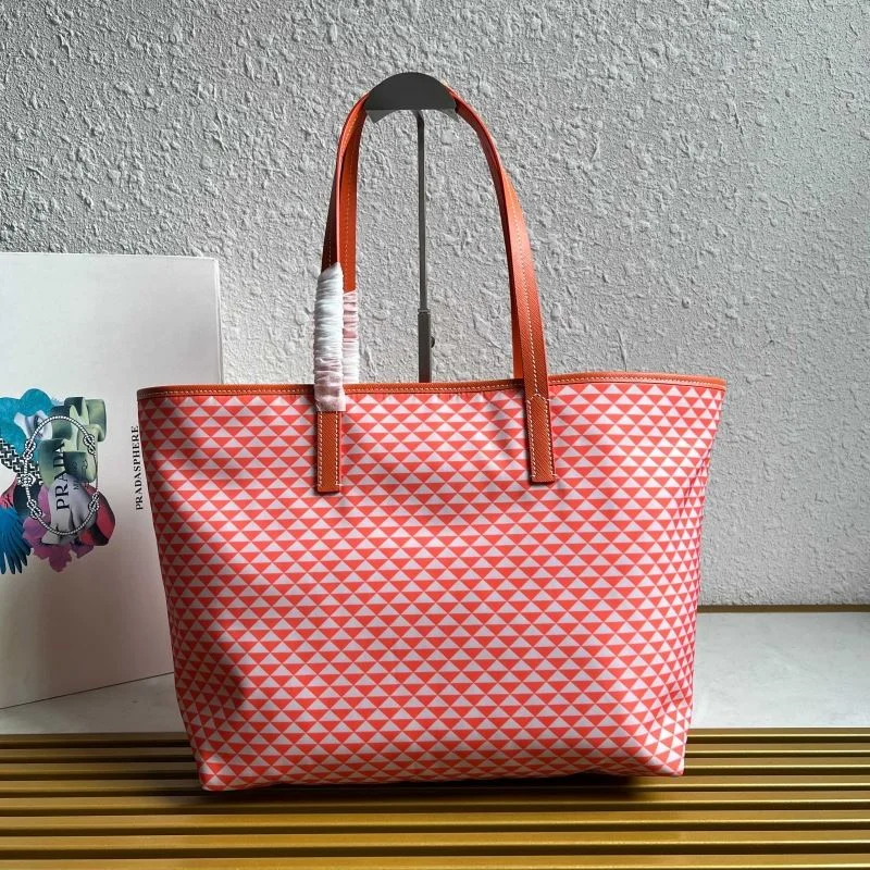 Timeless Prada Shopping Bags 44968