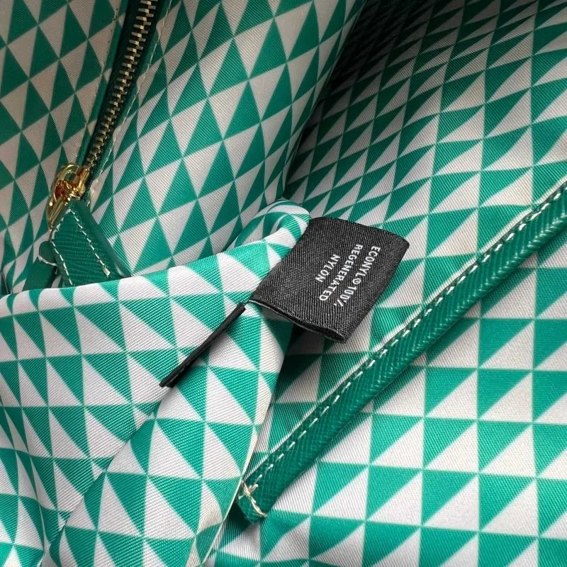 Prada Shopping Bags RelaxedFit 44961