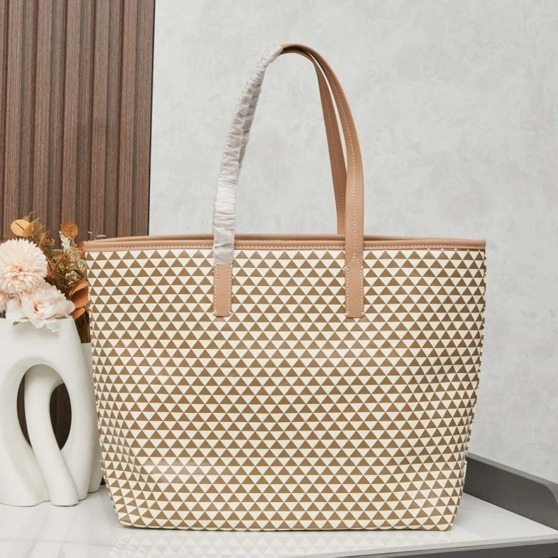 Sleek Prada Shopping Bags 85870