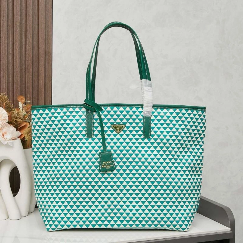 Snug Prada Shopping Bags 85855