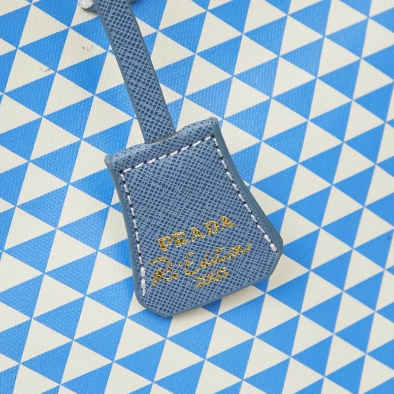 EyeCatching Prada Shopping Bags 85826