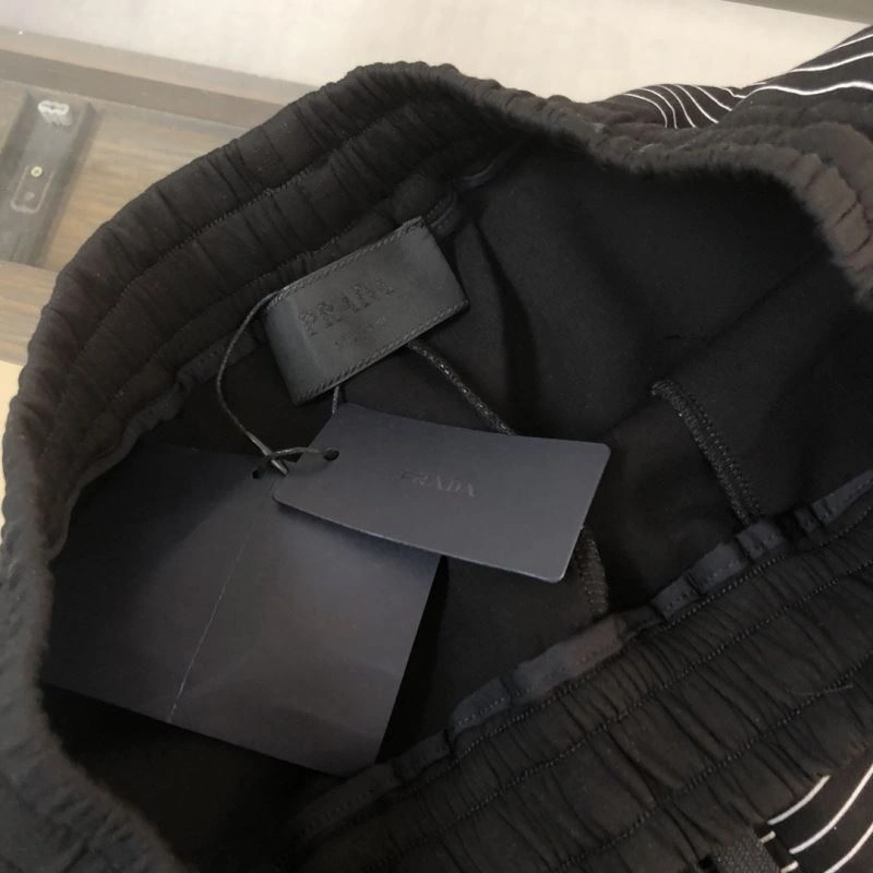 Prada Short Pants TravelReady 171554