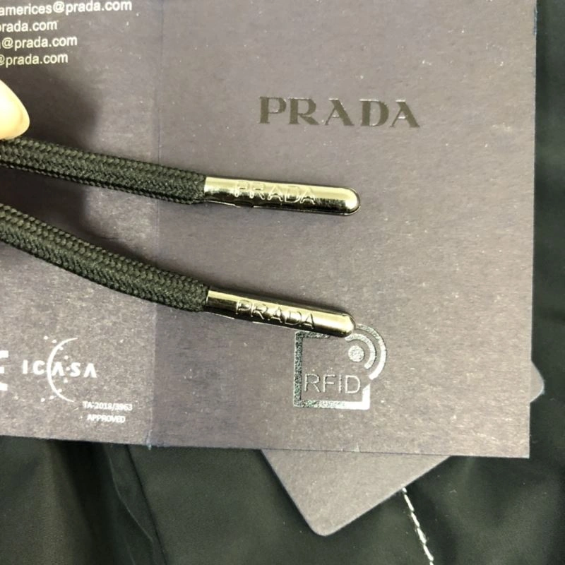 Prada Short Pants Versatile 171553