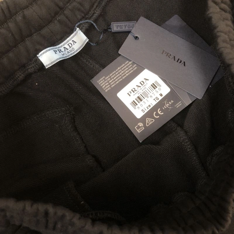 Practical Prada Short Pants 171549