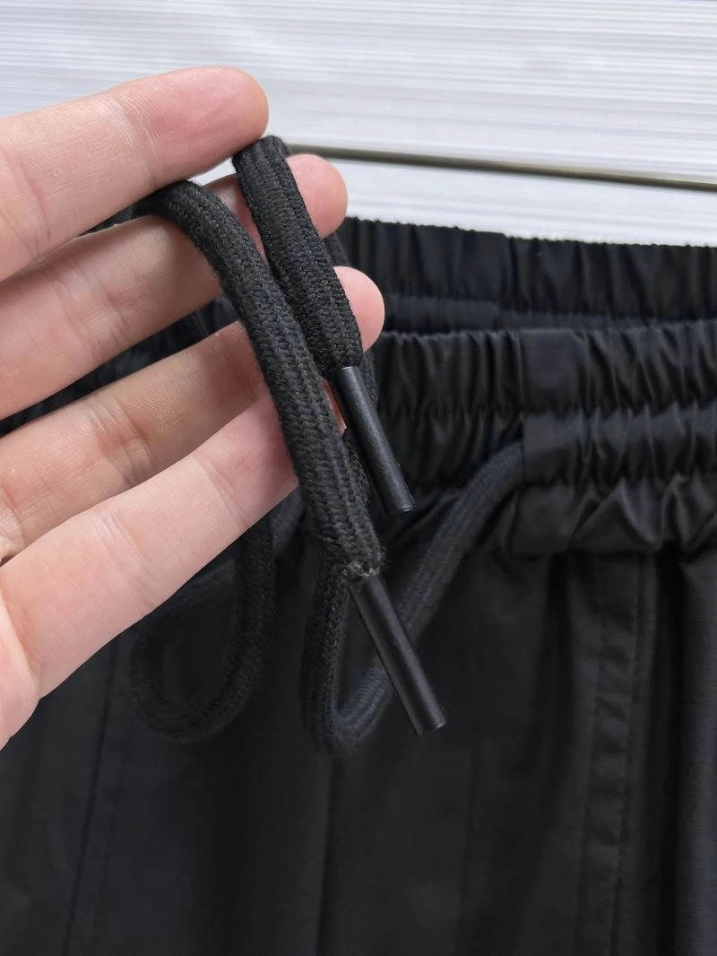 Prada Short Pants EasyMatch 170802
