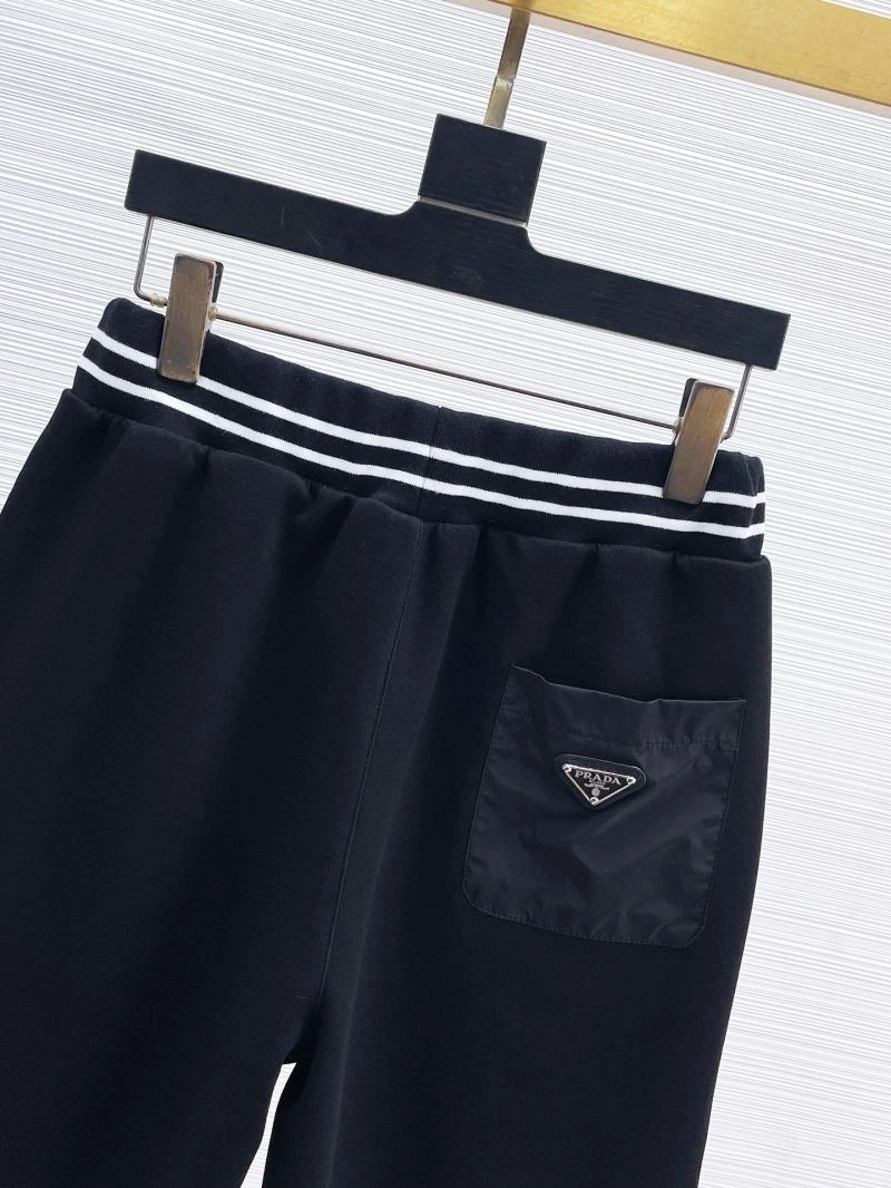 Effortless Prada Short Pants 170790