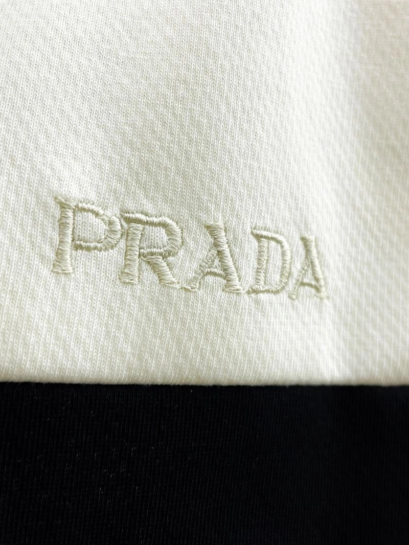 Prada Short Pants Resilient 170863