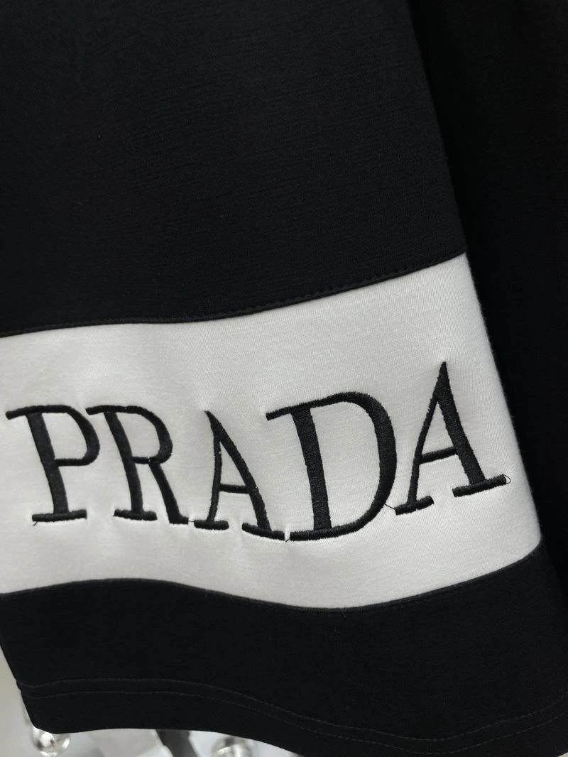 Prada Short Pants Stylish 170820