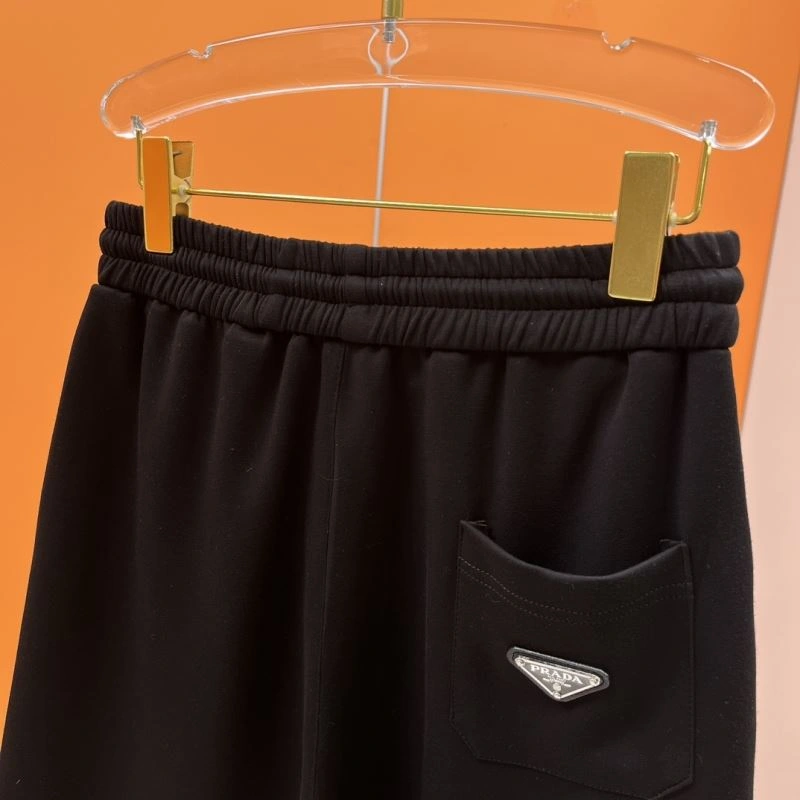 Chic Prada Short Pants 170723
