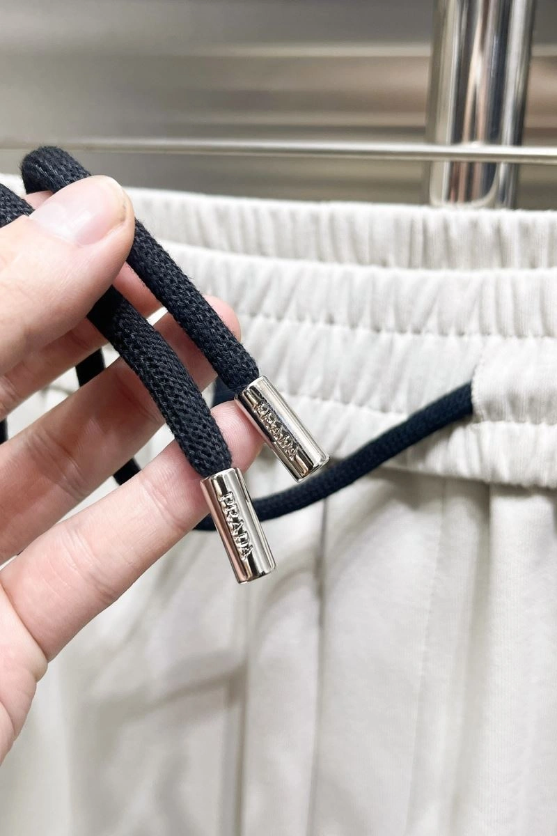 Prada Short Pants Youthful 169947