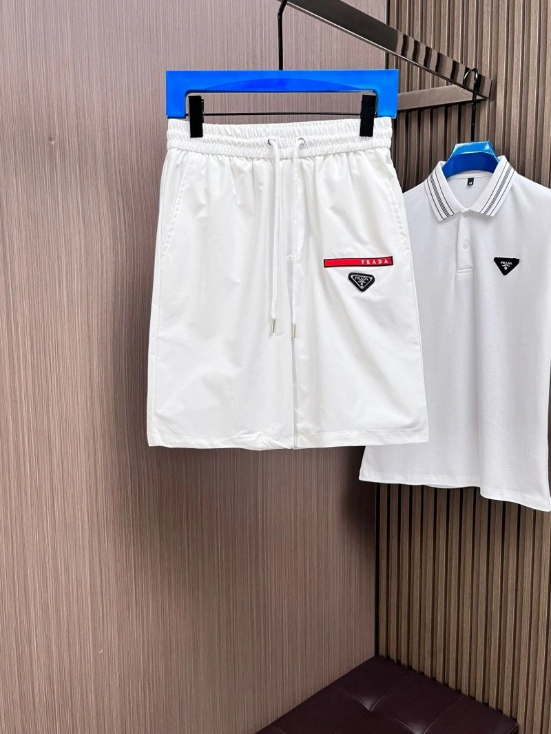 Trendsetting Prada Short Pants 169904
