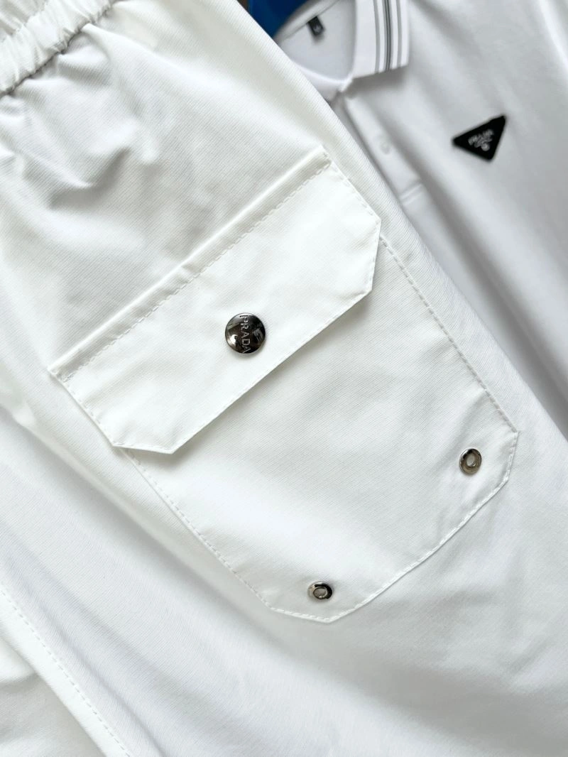 Trendsetting Prada Short Pants 169904