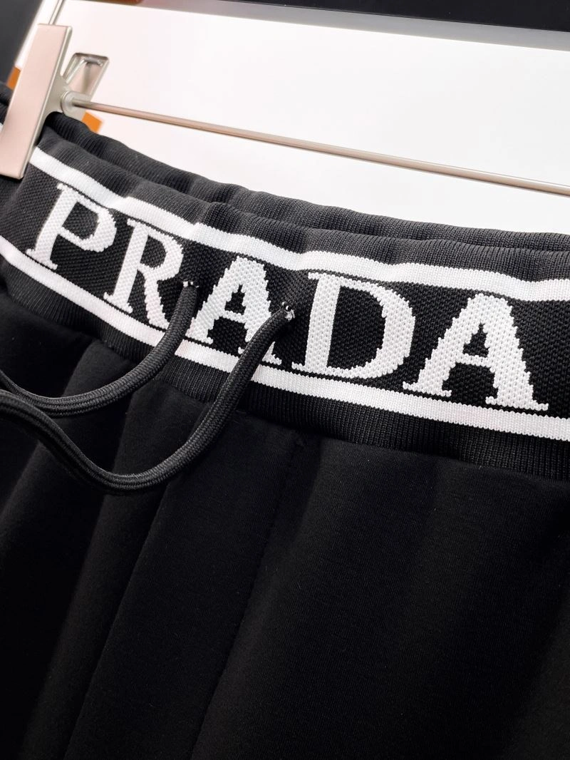 Prada Short Pants Flexible 169909