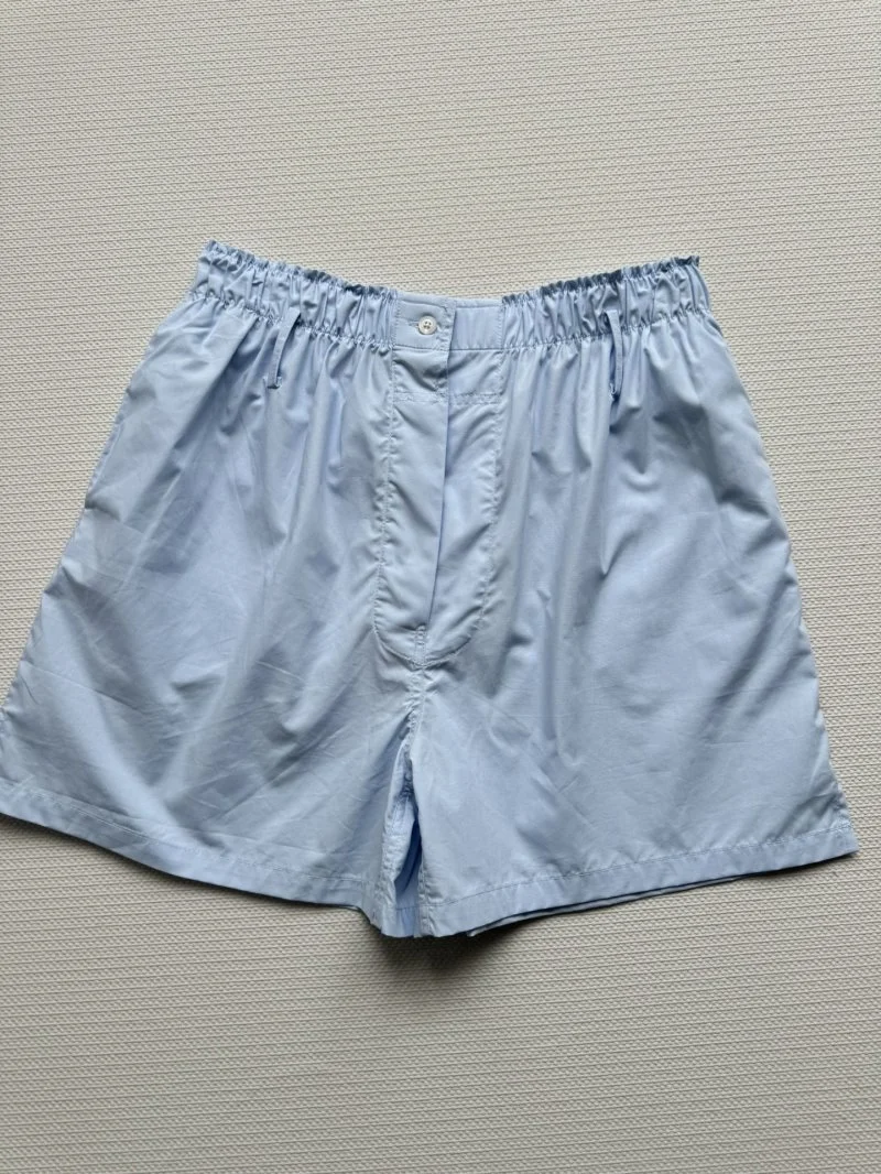 Comfortable Prada Short Pants 165800