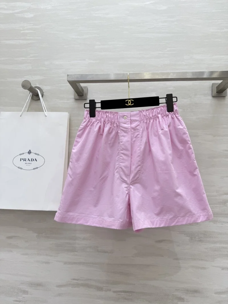 Elegant Prada Short Pants 165805