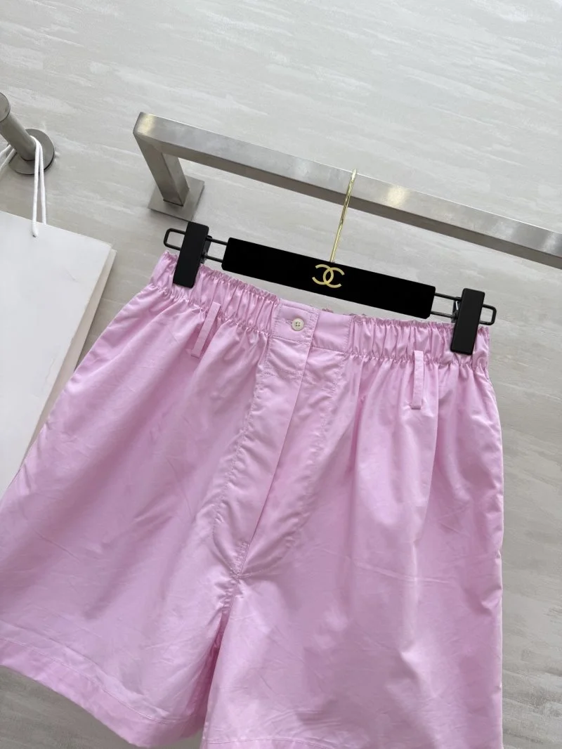 Elegant Prada Short Pants 165805