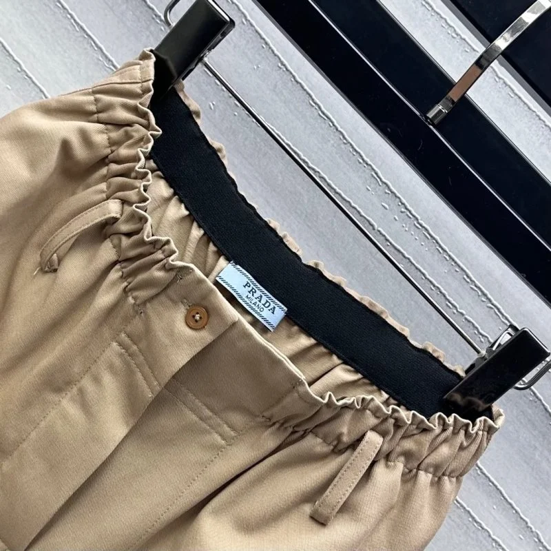 Durable Prada Short Pants 165798