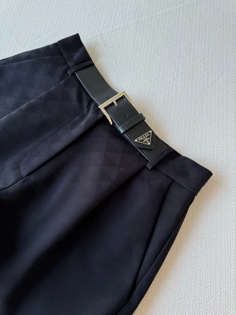 Supportive Prada Short Pants 165789