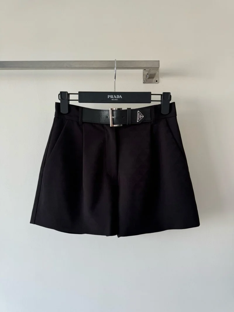 Supportive Prada Short Pants 165789