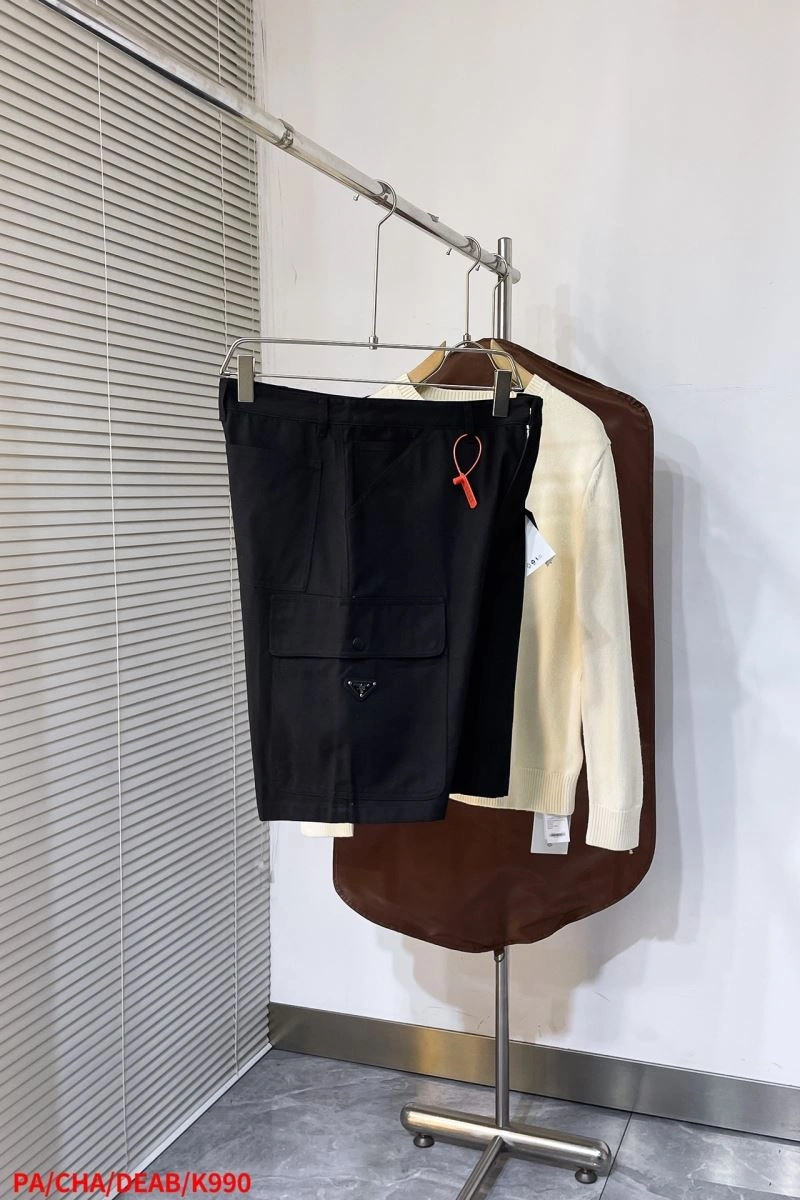 Prada Short Pants ModernLook 169369