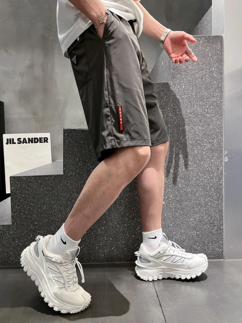 Prada Short Pants UrbanStyle 169366