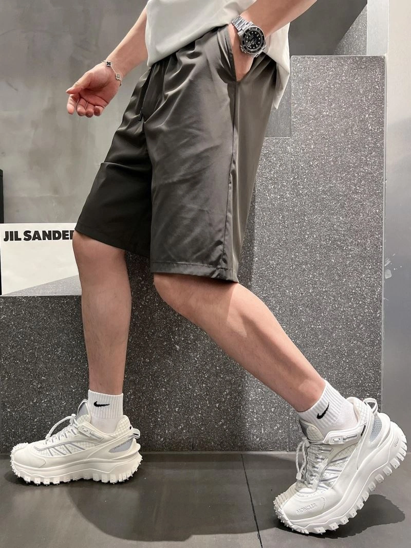 Prada Short Pants UrbanStyle 169366