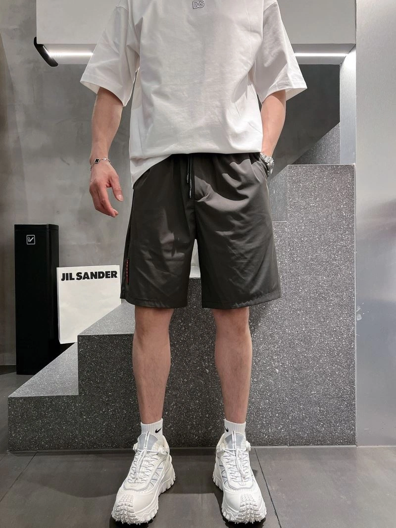 Prada Short Pants UrbanStyle 169366