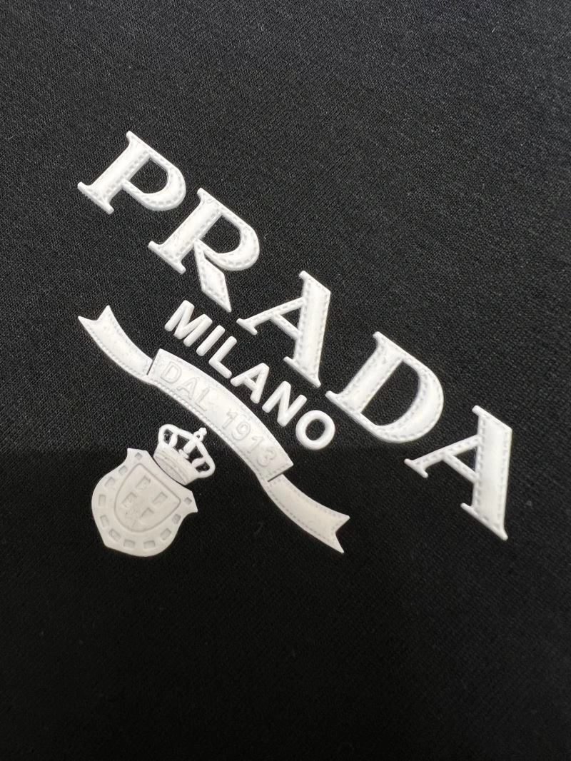 Sleek Prada Short Pants 168783
