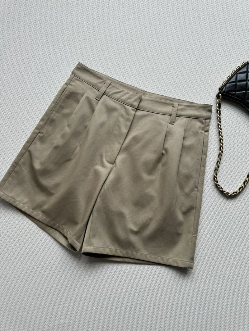 Unique Prada Short Pants 166309