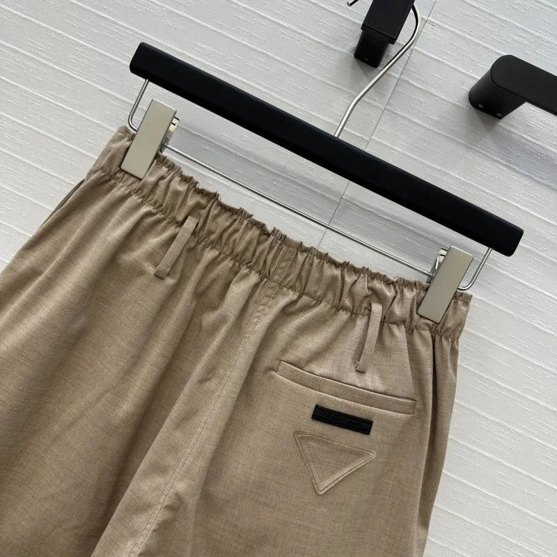 ModernLook Prada Short Pants 166305