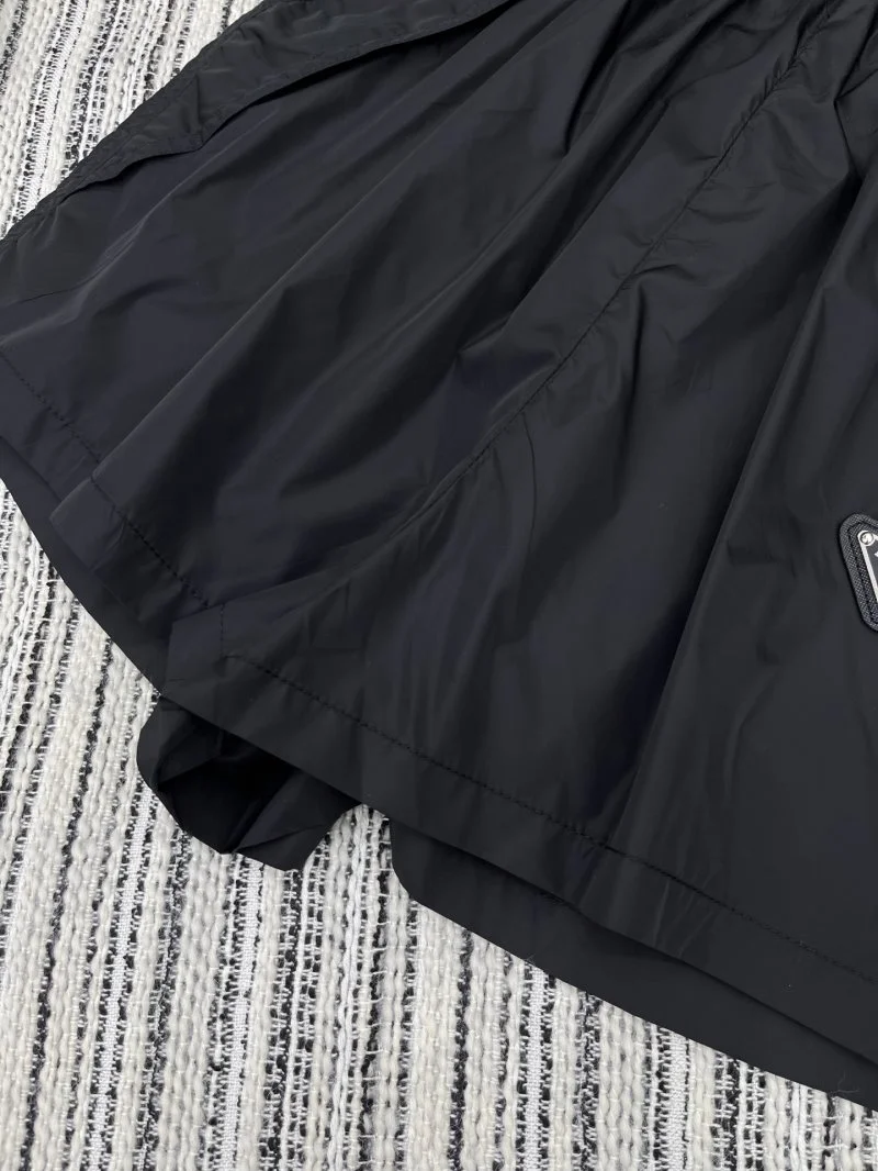 Prada Short Pants Breathable 166306