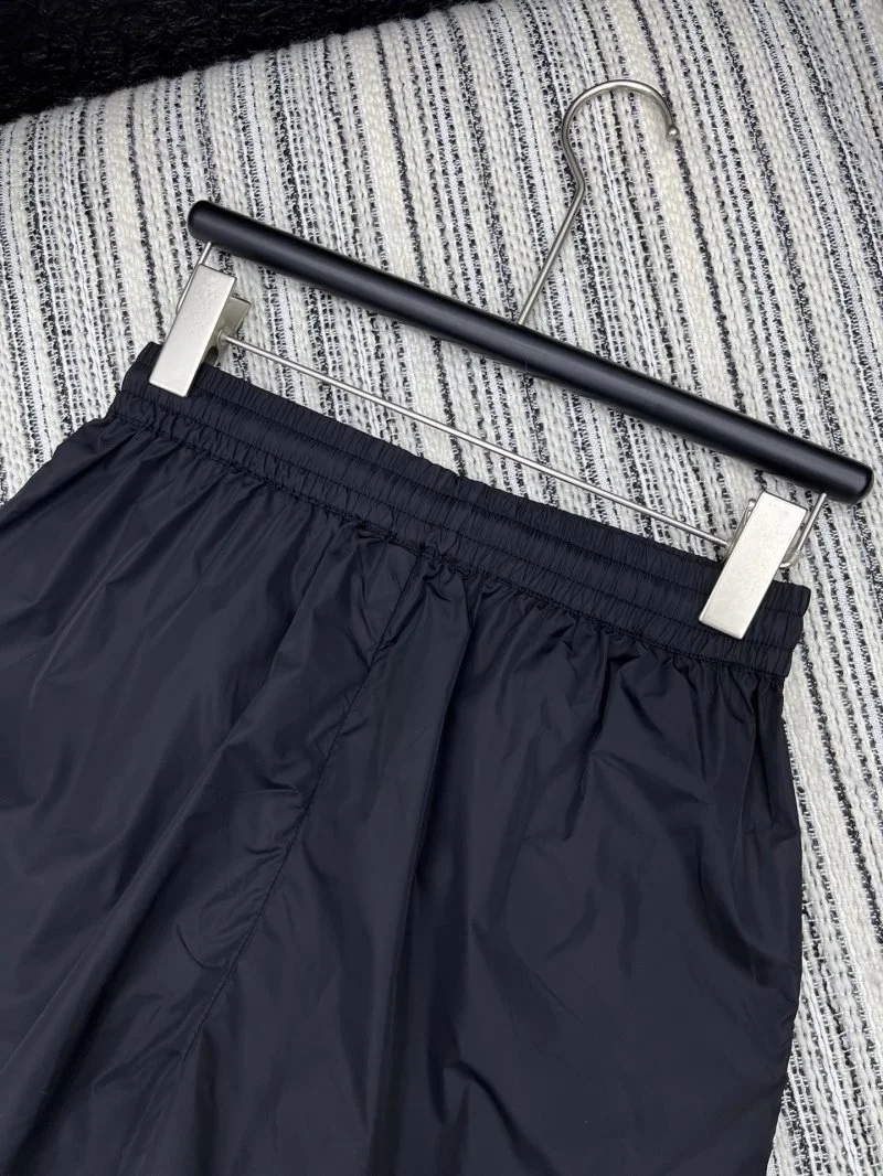 Prada Short Pants Breathable 166306