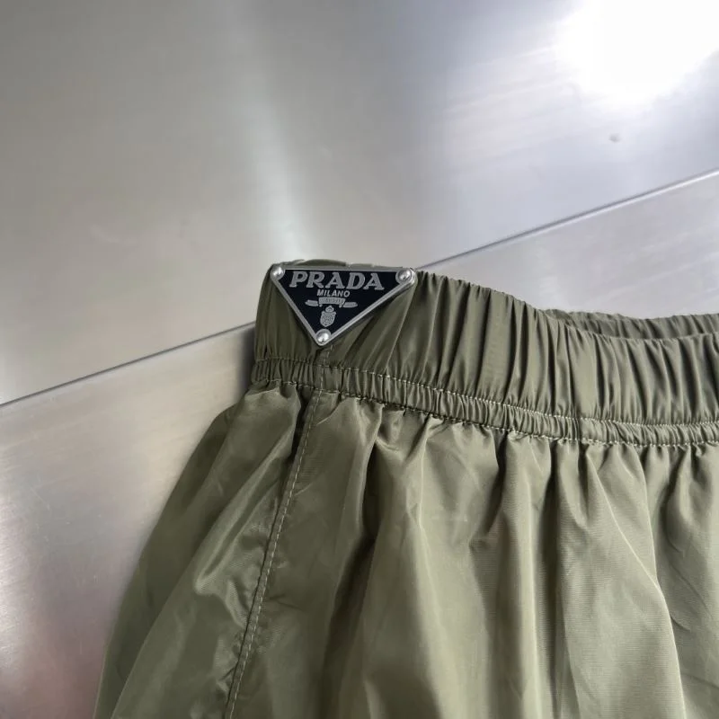 Snug Prada Short Pants 167959