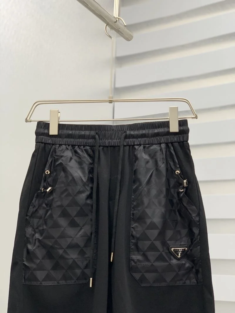 Prada Short Pants Sleek 167946