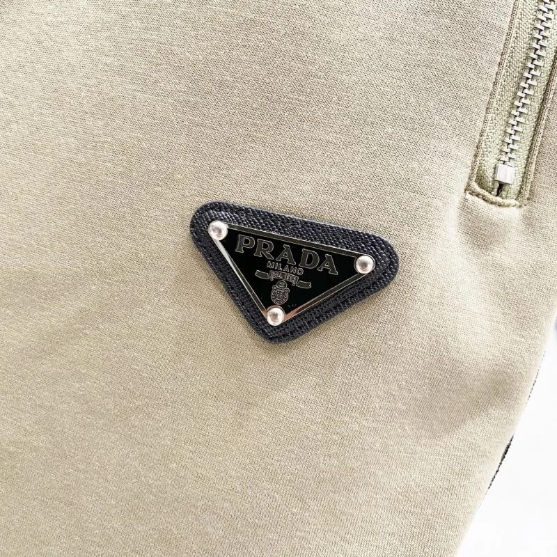 EyeCatching Prada Short Pants 167170