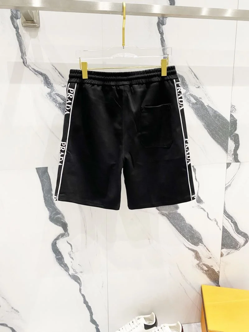 Trendsetting Prada Short Pants 167163