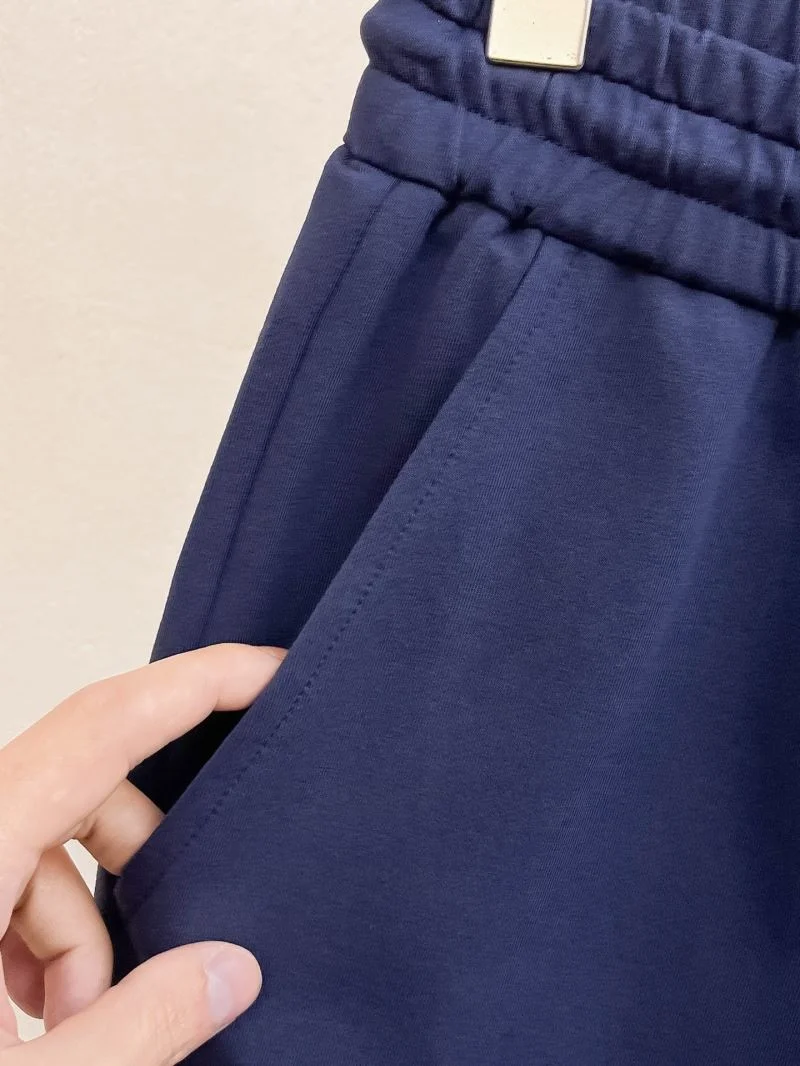 Sleek Prada Short Pants 167157