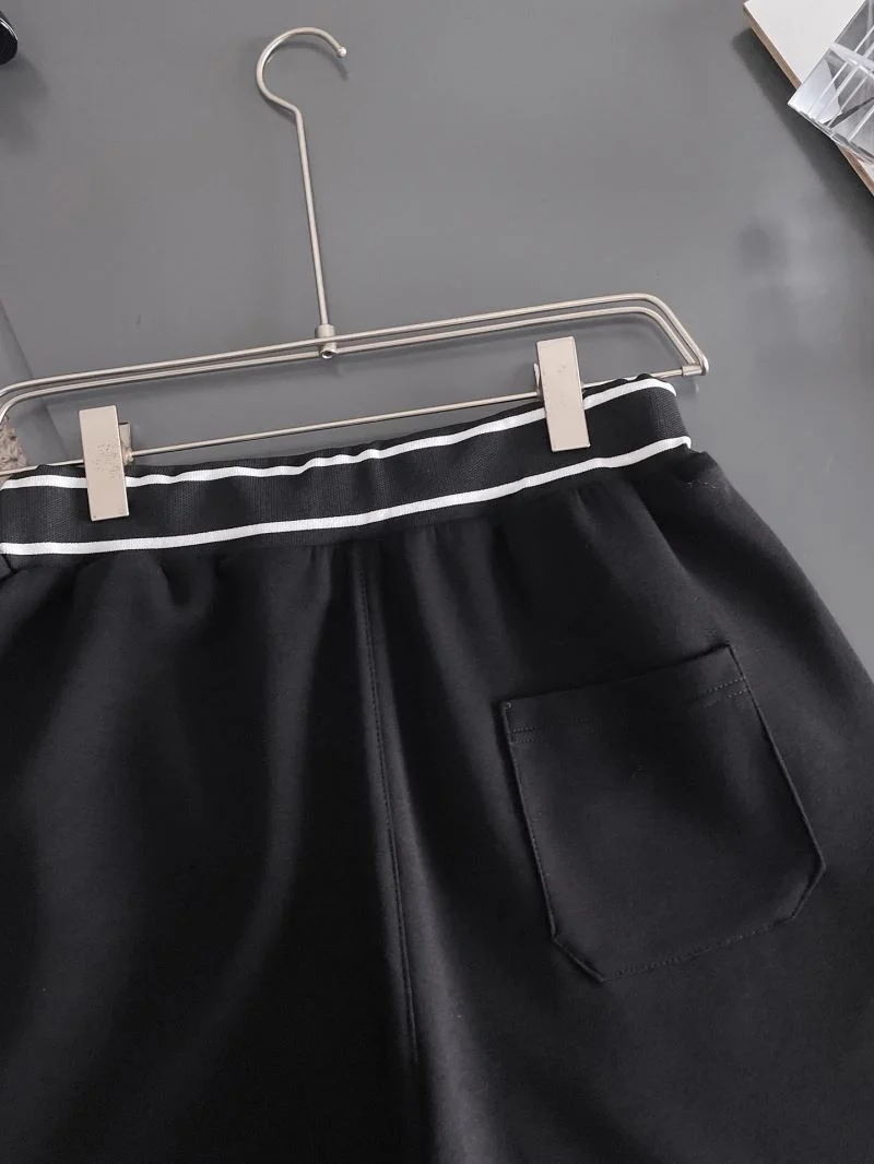 Minimalist Prada Short Pants 167125