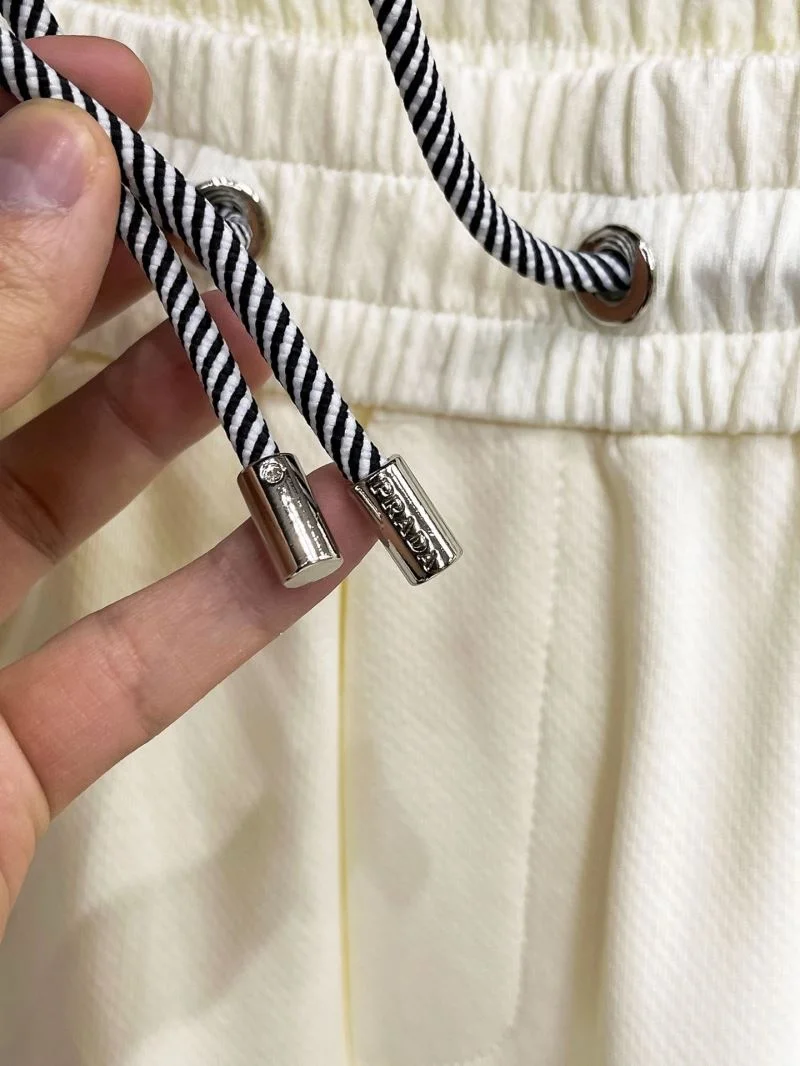 Prada Short Pants Elegant 167126