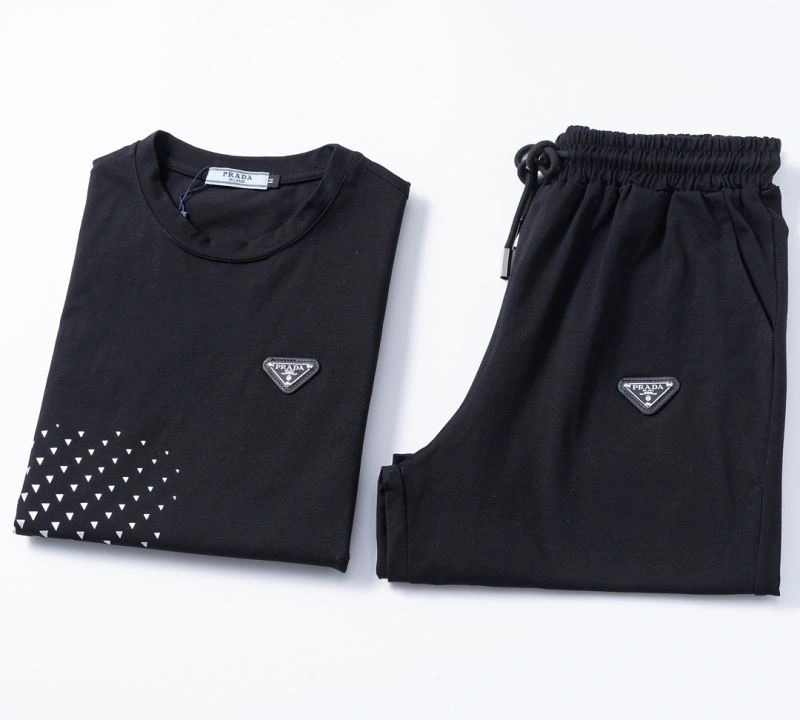 Trendsetting Prada Short Suits 171393