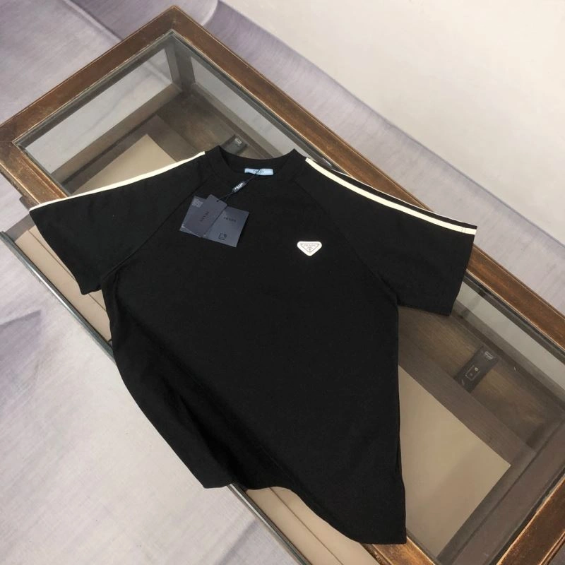 Prada Short Suits Classic 171540